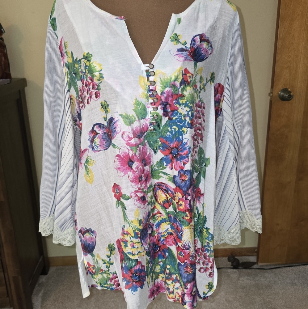 Aratta Pink and Purple Long Sleeve Graphic Tunic